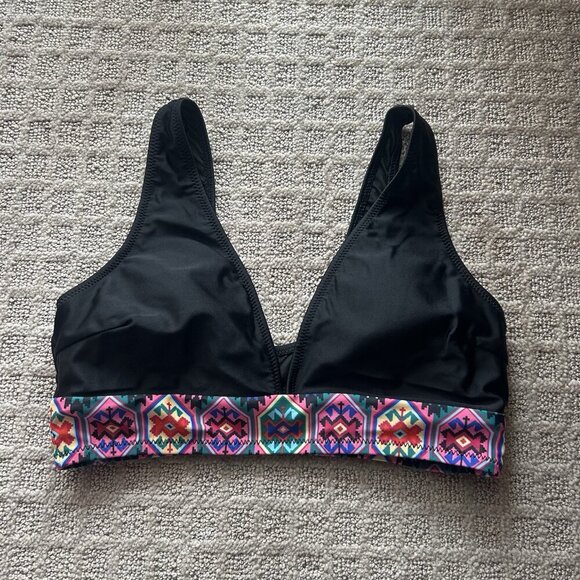 Women XHILARATION Black Multicolor Trim Bikini Swimsuit Top Bathing Suit - Picture 1 of 7